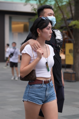 热裤肉腿~