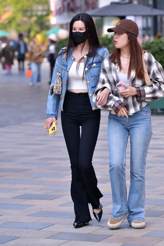&多次遇见长腿高挑美女